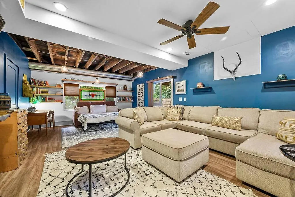 Fantastic Family Home In Central Mount Washington Pittsburgh 0*,