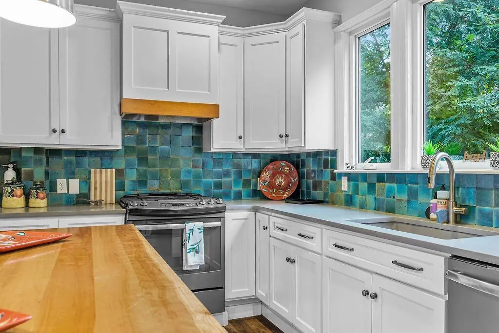 Fantastic Family Home In Central Mount Washington Pittsburgh USA